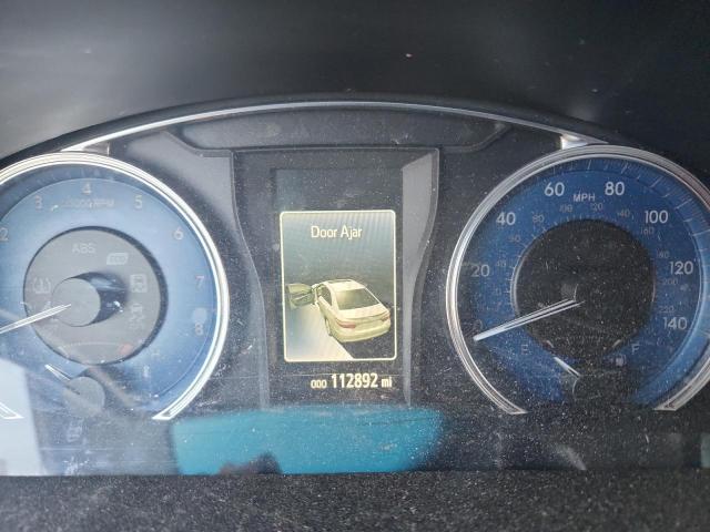 Фото 9 - TOYOTA CAMRY