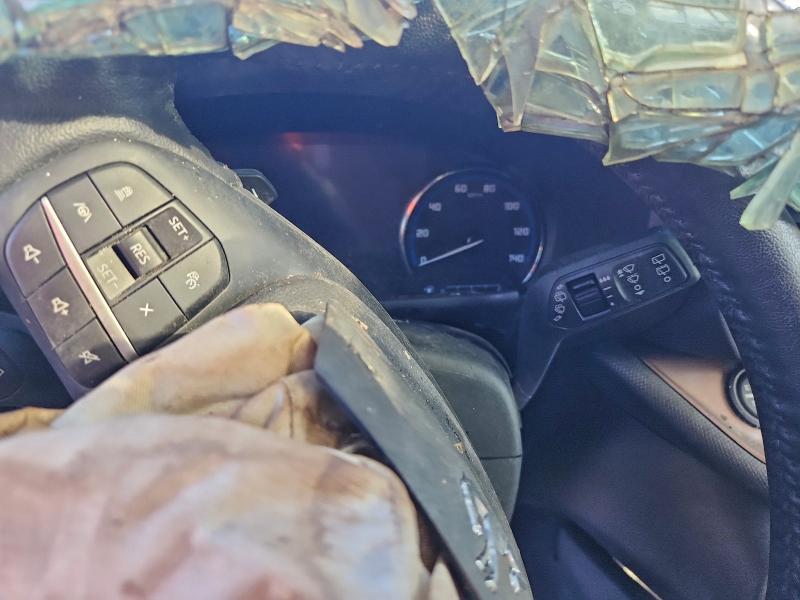 Фото 9 - FORD BRONCO