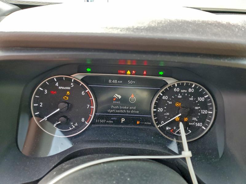 Фото 9 - NISSAN ROGUE