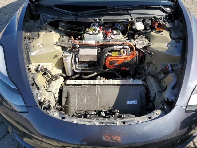 Фото 11 - TESLA MODEL 3