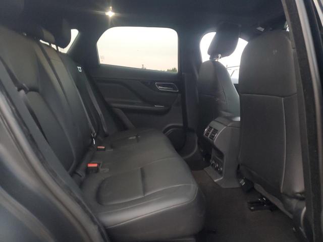 Фото 10 - JAGUAR F-PACE