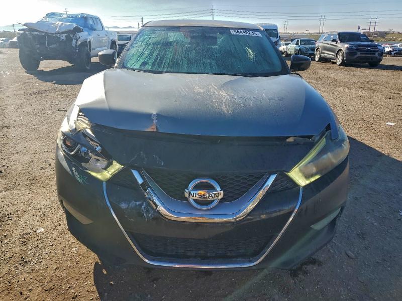 Фото 5 - NISSAN MAXIMA