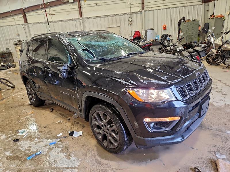 Фото 4 - JEEP COMPASS