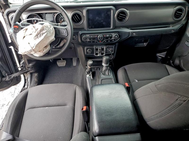 Фото 8 - JEEP GLADIATOR