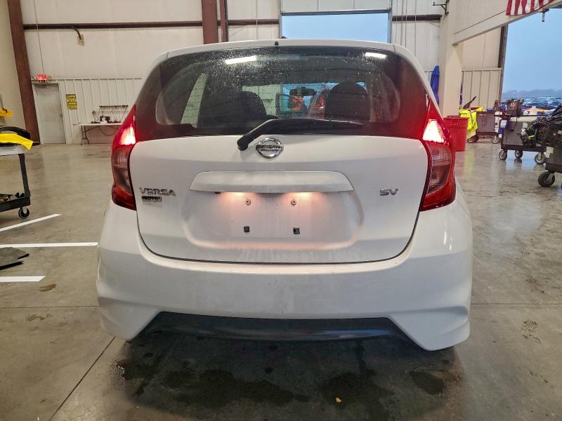 Фото 6 - NISSAN VERSA