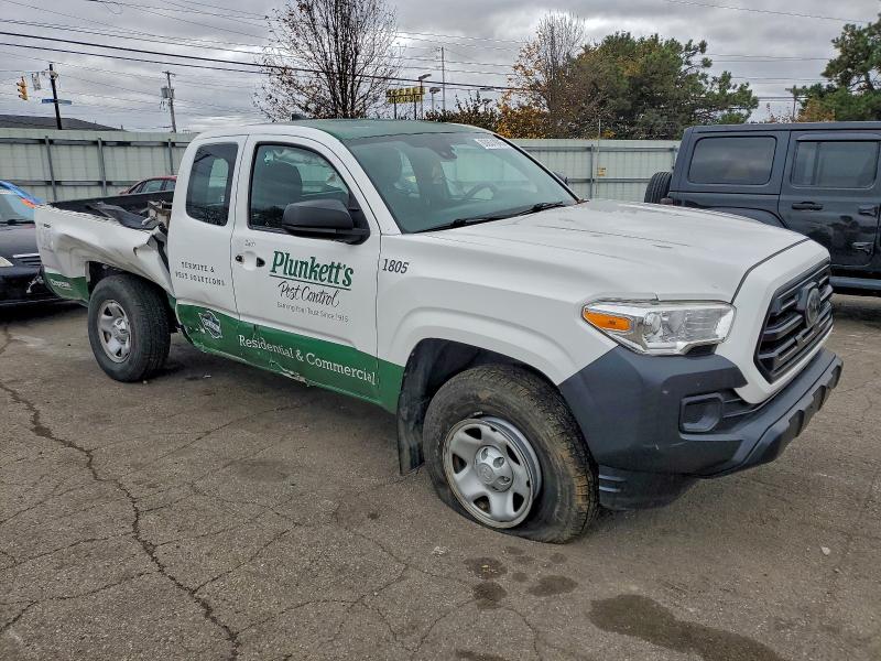 Фото 4 - TOYOTA TACOMA