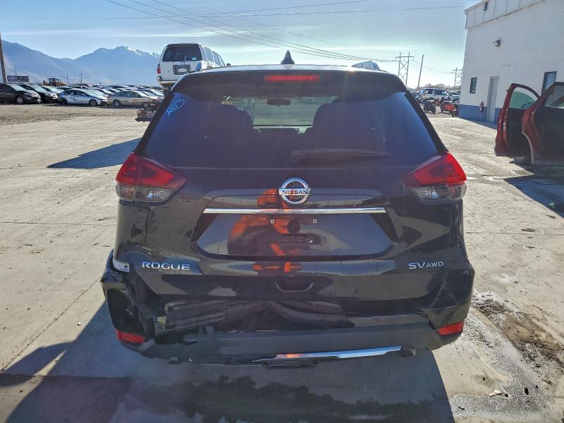 Фото 6 - NISSAN ROGUE