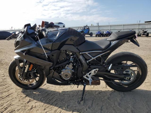 SUZUKI GSX800 F 2025