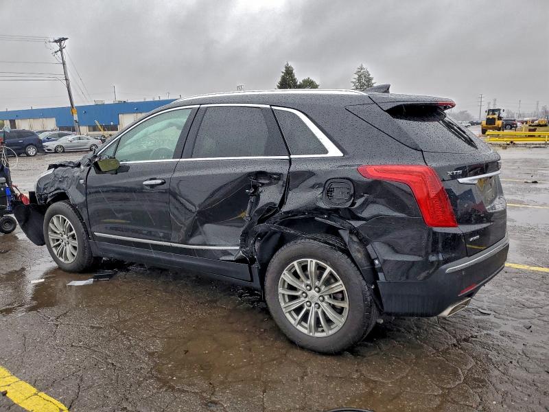 Фото 2 - CADILLAC XT5