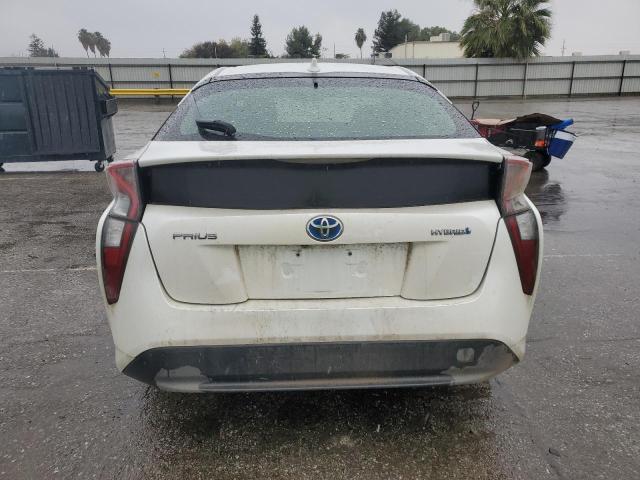 Фото 6 - TOYOTA PRIUS