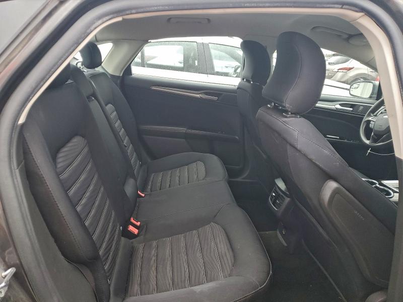 Фото 10 - FORD FUSION