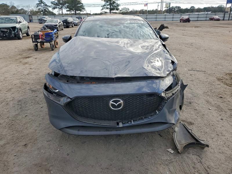 Фото 5 - MAZDA 3