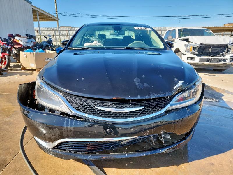 Фото 5 - CHRYSLER 200