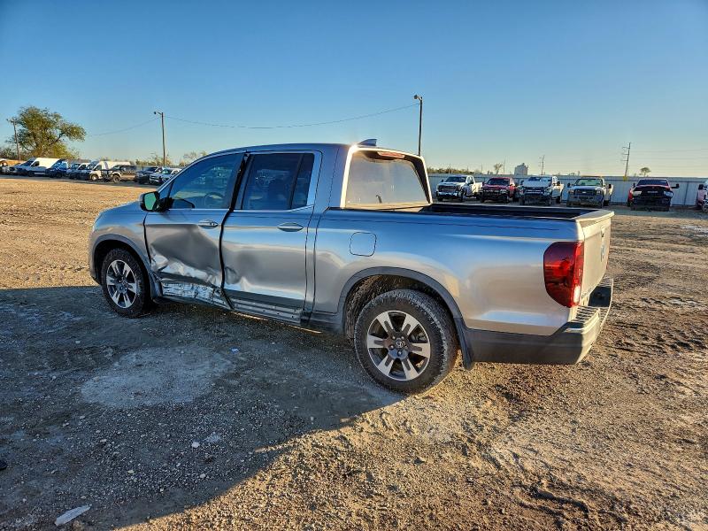 Фото 2 - HONDA RIDGELINE