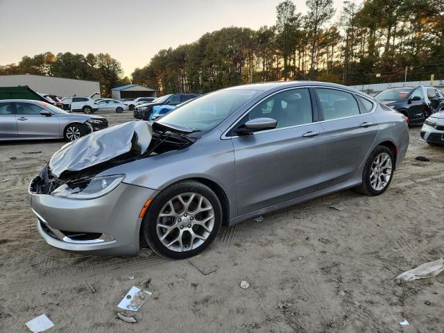 Фото 1 - CHRYSLER 200