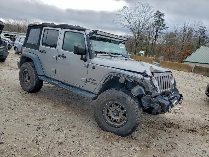 Фото 4 - JEEP WRANGLER