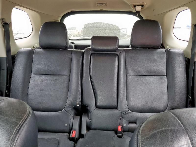 Фото 10 - MITSUBISHI OUTLANDER