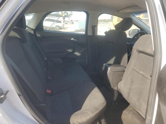 Фото 10 - FORD FOCUS