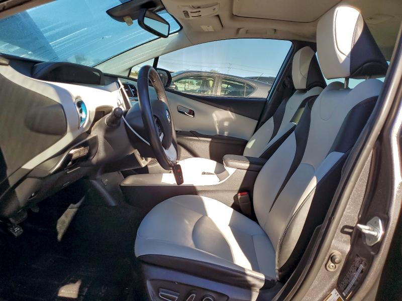 Фото 7 - TOYOTA PRIUS