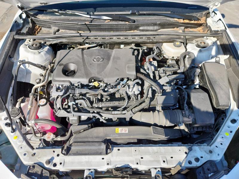 Фото 11 - TOYOTA CAMRY