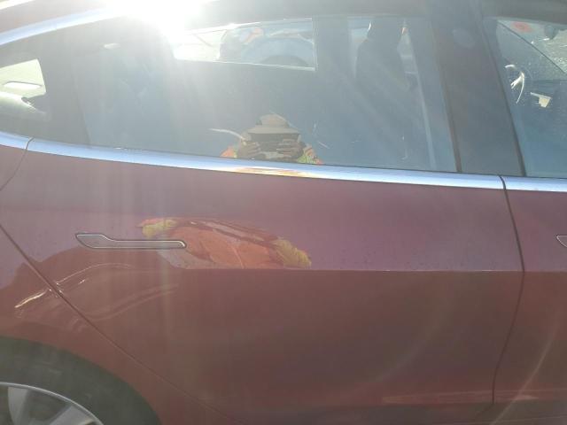 Фото 10 - TESLA MODEL 3