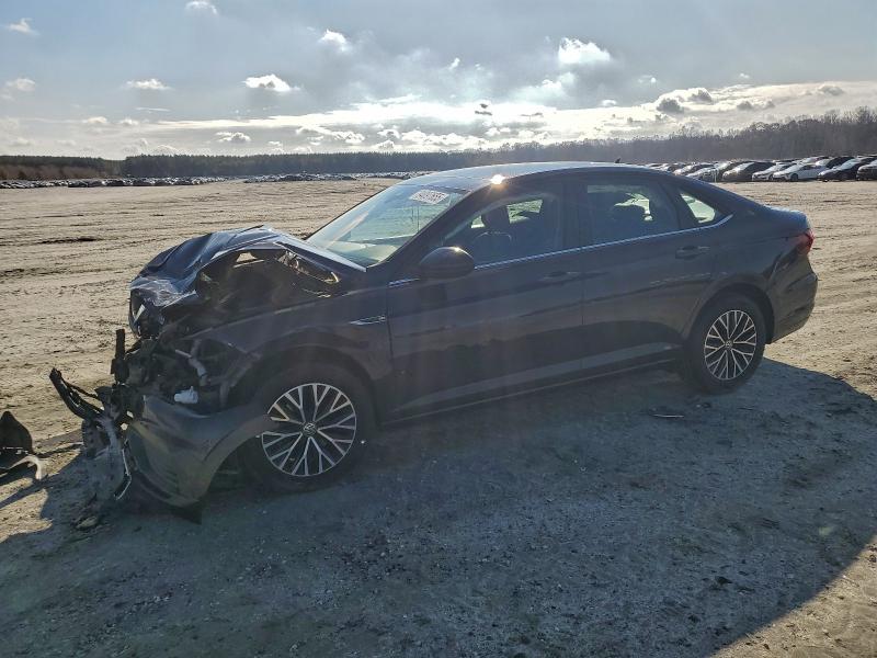 Фото 1 - VOLKSWAGEN JETTA