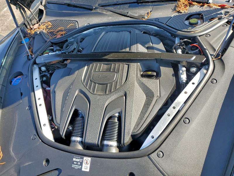 Фото 11 - PORSCHE PANAMERA