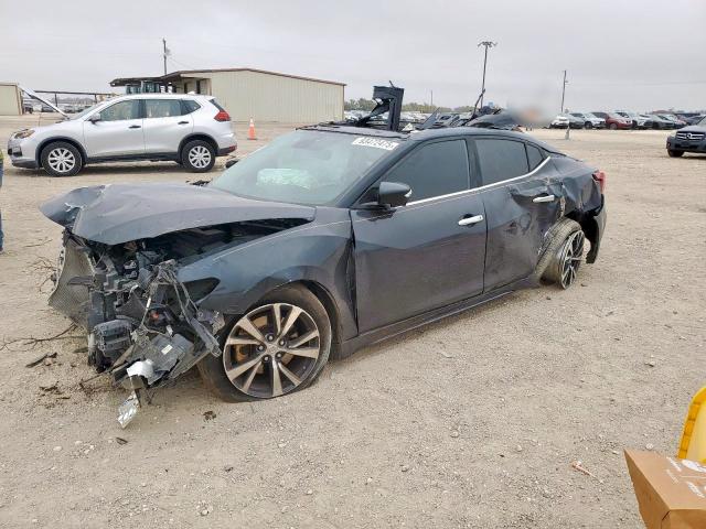 Фото 1 - NISSAN MAXIMA