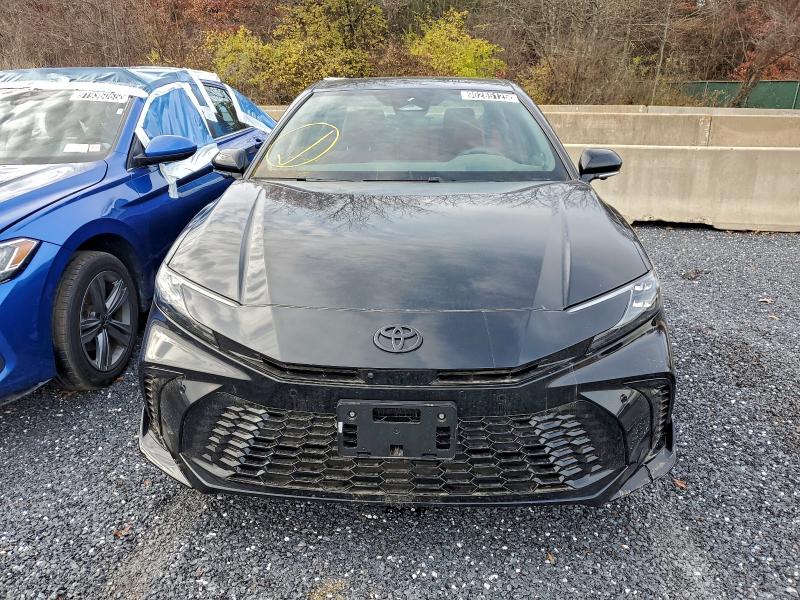 Фото 5 - TOYOTA CAMRY