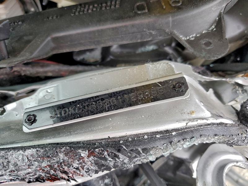 Фото 12 - TOYOTA PRIUS