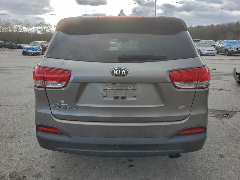 Фото 6 - KIA SORENTO