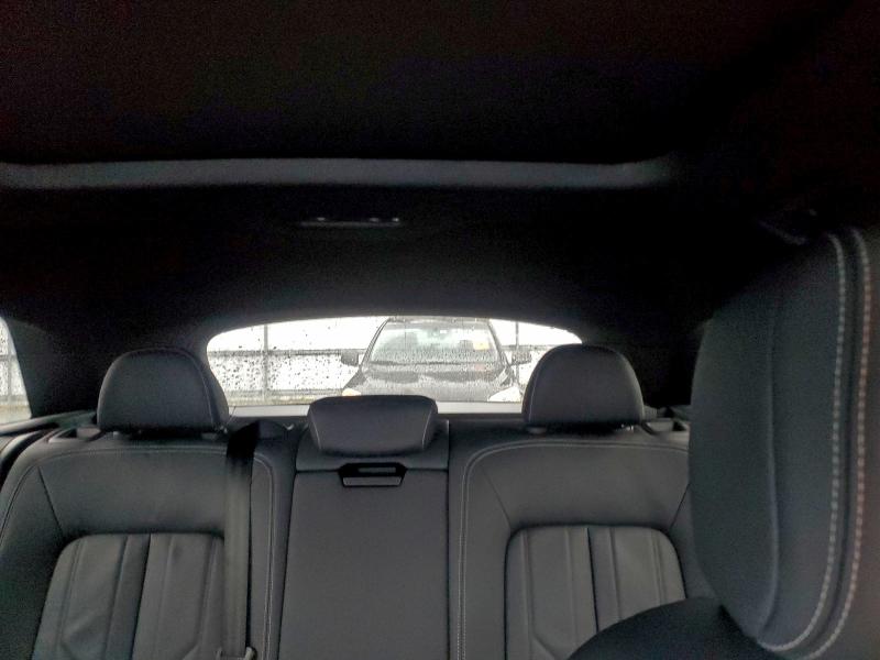 Фото 10 - AUDI E-TRON