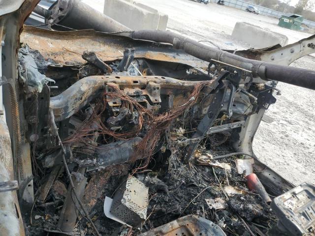 Фото 9 - FORD ESCAPE