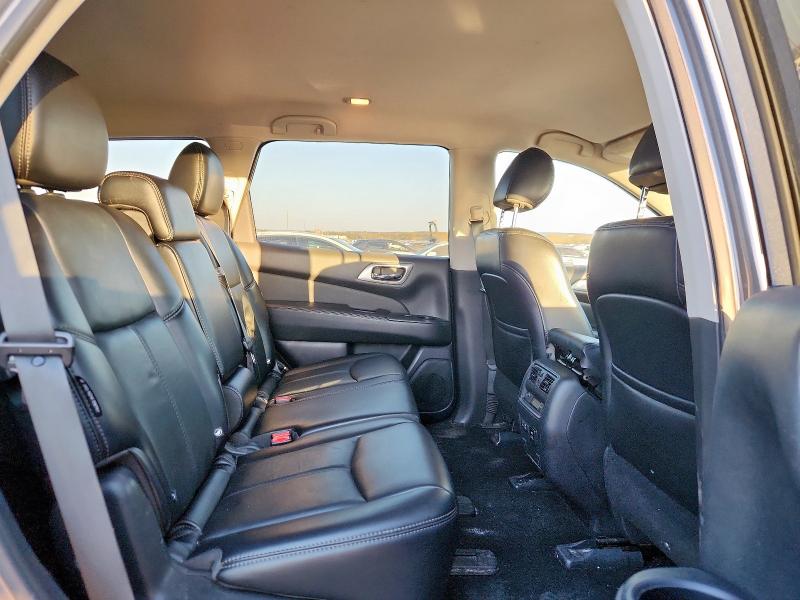 Фото 11 - NISSAN PATHFINDER