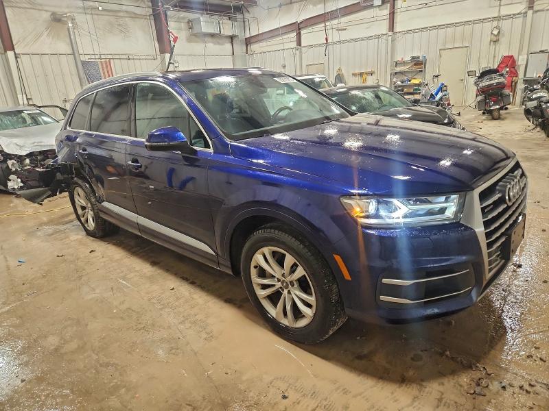 Фото 4 - AUDI Q7