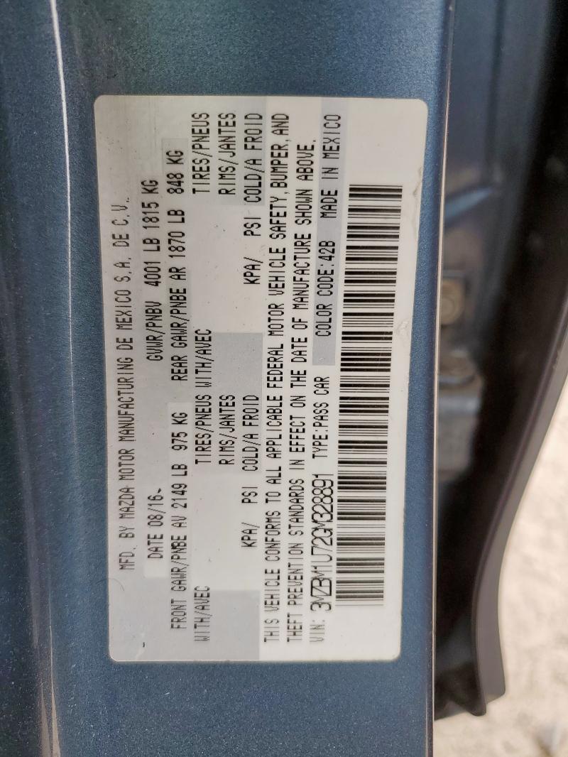 Фото 12 - MAZDA 3