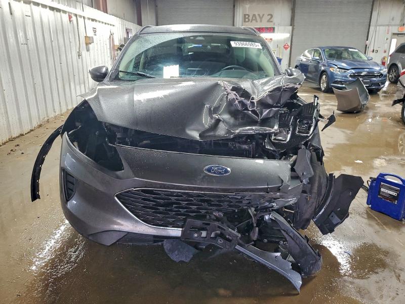 Фото 5 - FORD ESCAPE