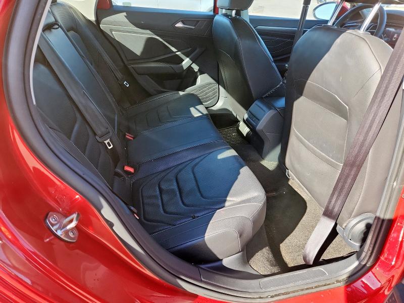 Фото 10 - VOLKSWAGEN JETTA