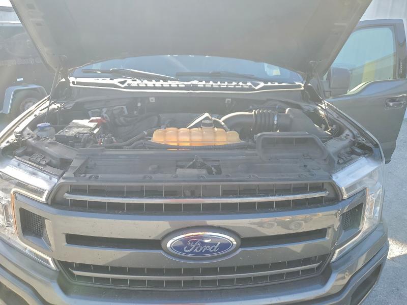 Фото 11 - FORD F-150