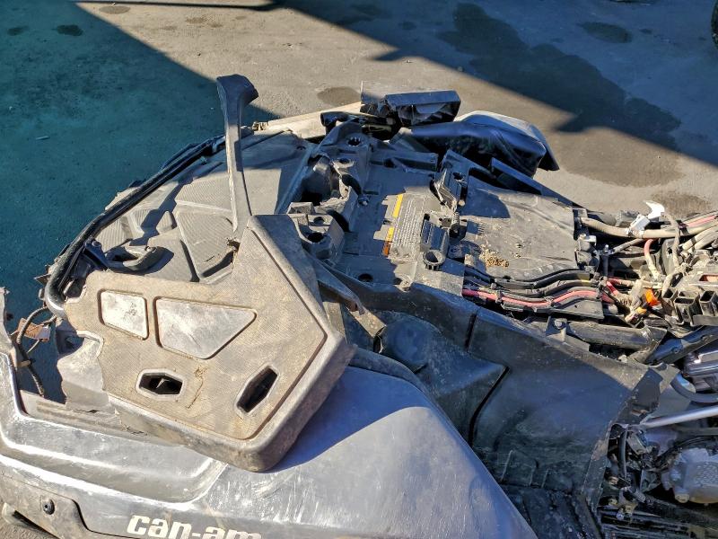 CAN-AM OUTLANDER 2025