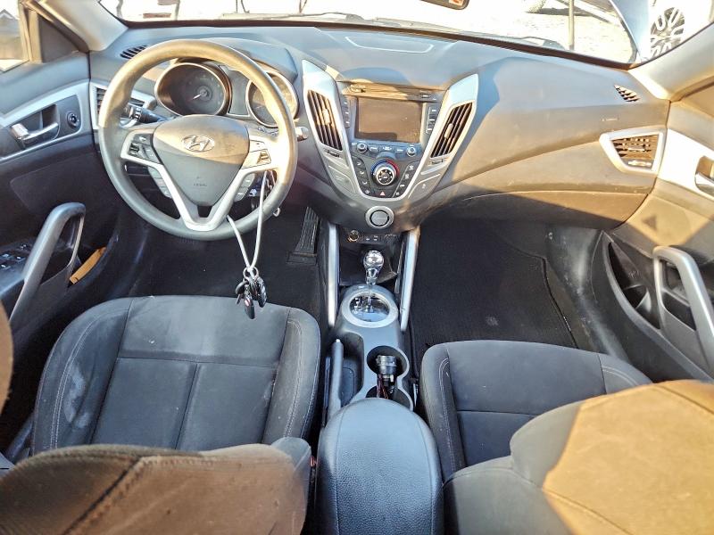 Фото 8 - HYUNDAI VELOSTER