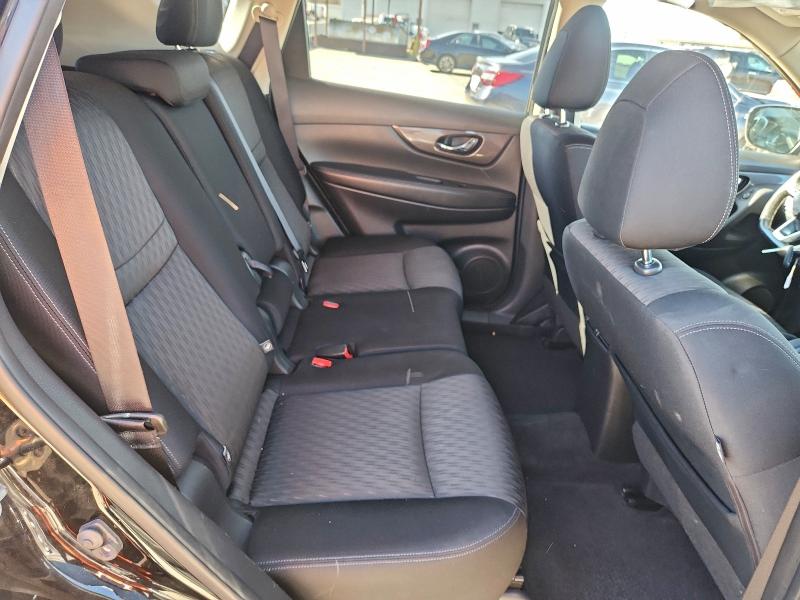 Фото 11 - NISSAN ROGUE