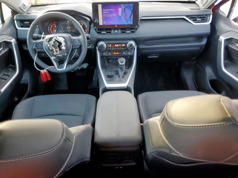 Фото 8 - TOYOTA RAV4