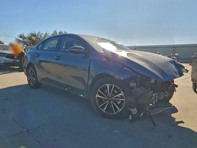 Фото 4 - KIA FORTE