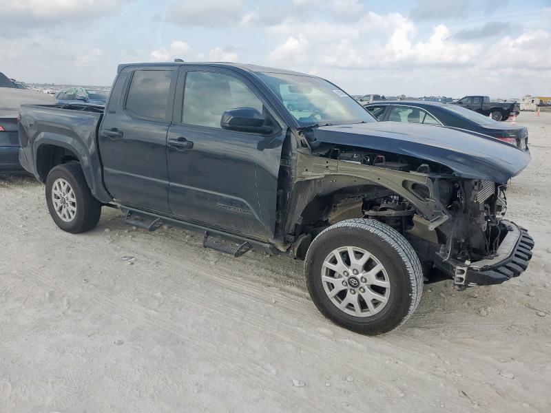 Фото 4 - TOYOTA TACOMA