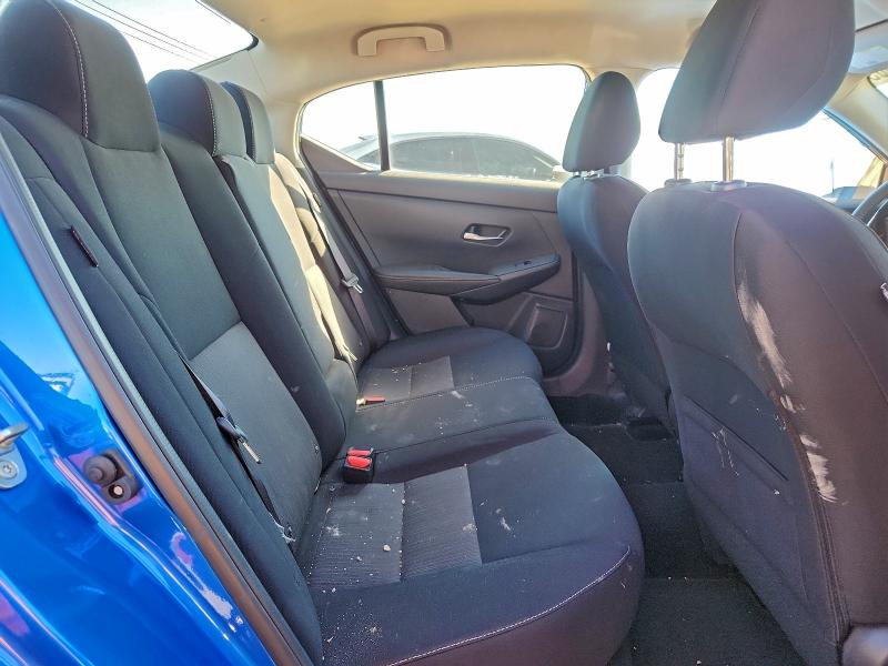 Фото 10 - NISSAN SENTRA