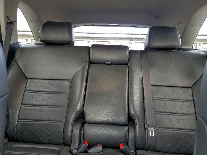 Фото 10 - KIA SORENTO