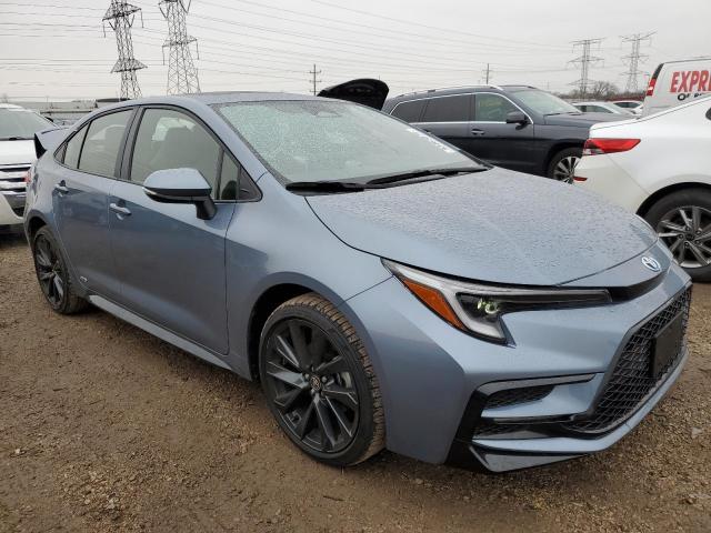 Фото 4 - TOYOTA COROLLA