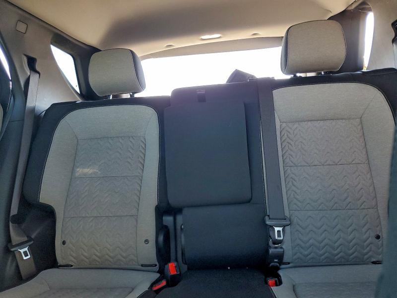 Фото 10 - CHEVROLET EQUINOX