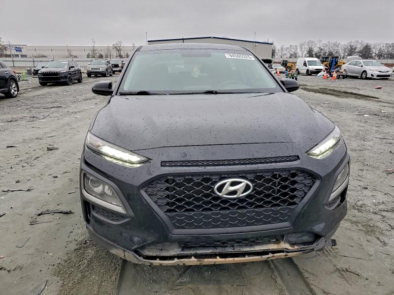 Фото 5 - HYUNDAI KONA